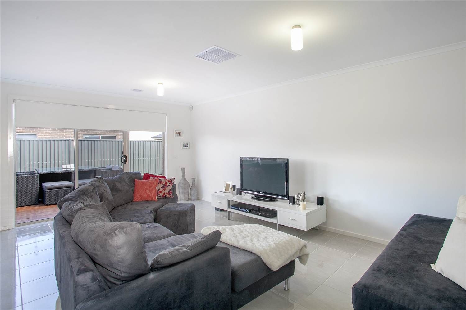 18 Cape Barron Drive, LARA, VIC 3212