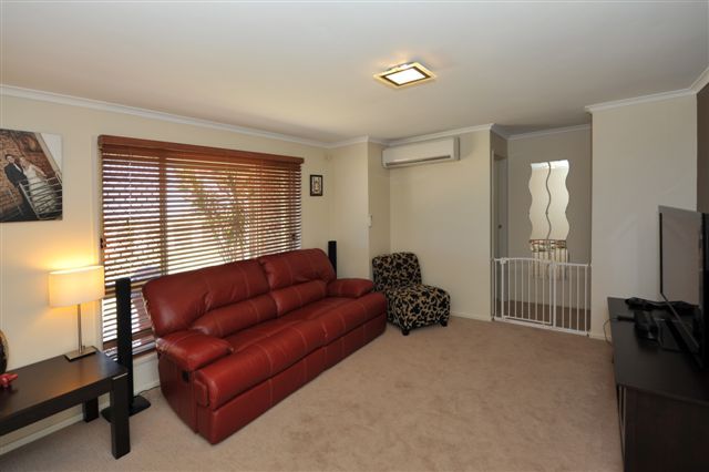 13 Beechcraft Court, WILSONTON, QLD 4350
