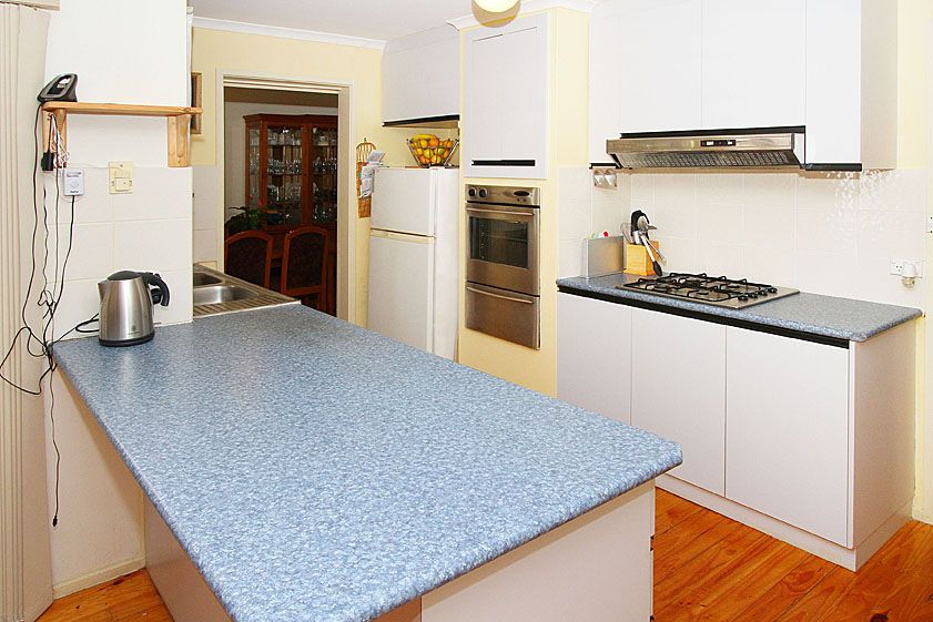 20 Hinkler Drive, MILL PARK, VIC 3082