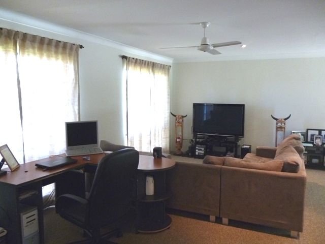 1 Paraka Court, MOUNTAIN CREEK, QLD 4557