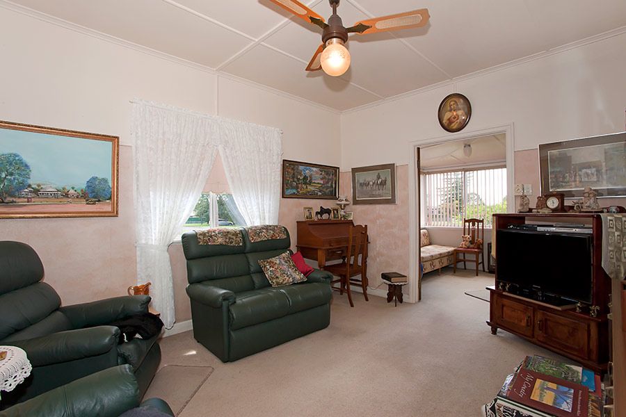 17 Merritt Street, Harristown, QLD 4350