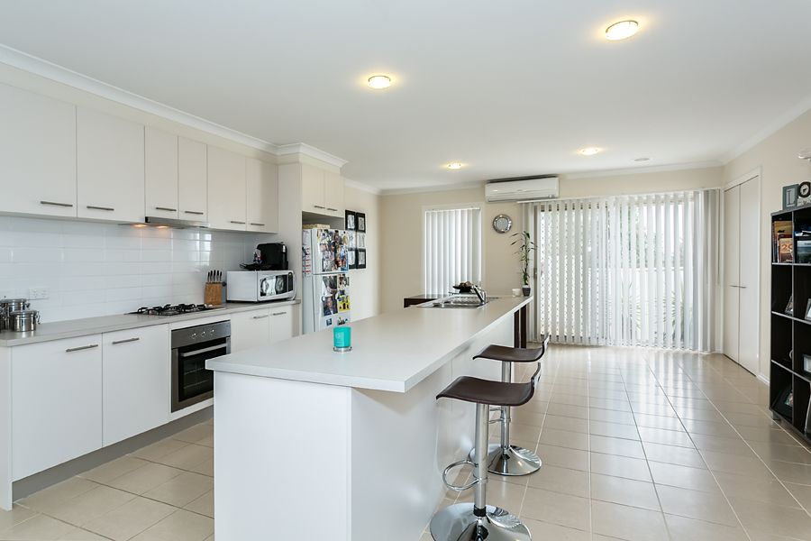3/37 Lomandra Bowl, MELTON WEST, VIC 3337