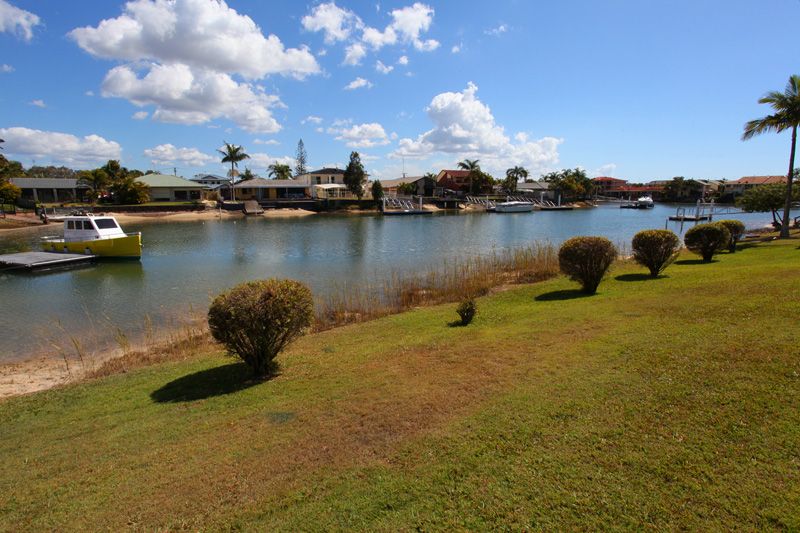 4/26-28 Akeringa Place, MOOLOOLABA, QLD 4557