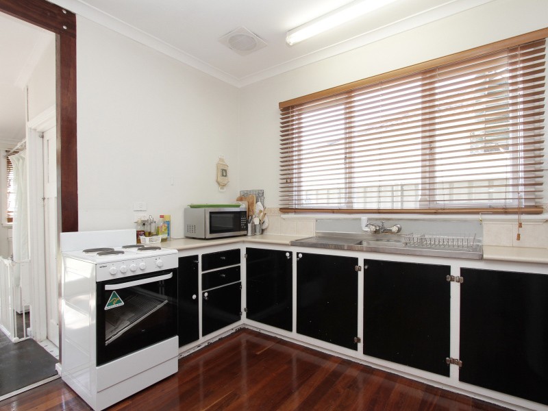 147 Knutsford Avenue, RIVERVALE, WA 6103