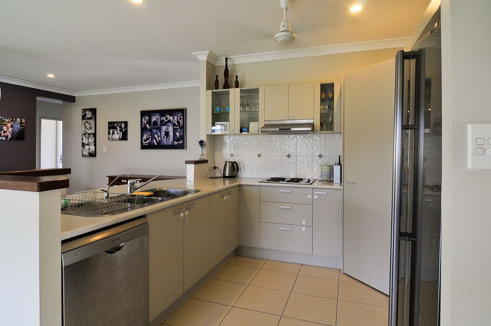 28 Altona Street, BENTLEY PARK, QLD 4869