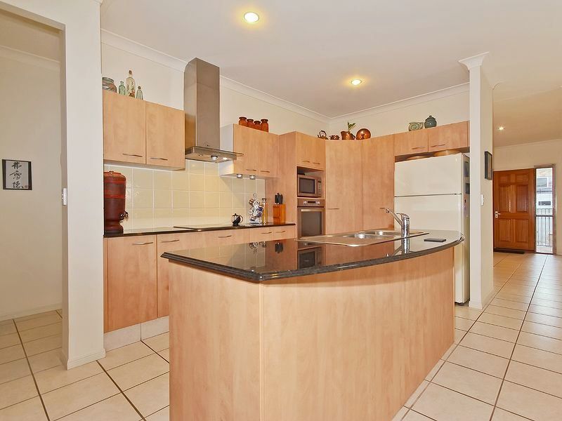 5 Gerona Circuit, VARSITY LAKES, QLD 4227