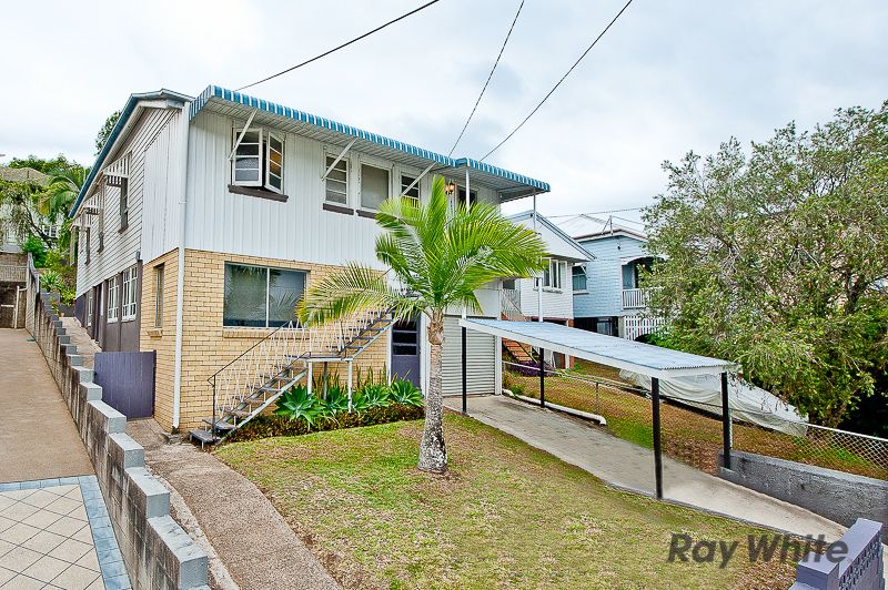 13 Cox Road, WINDSOR QLD 4030