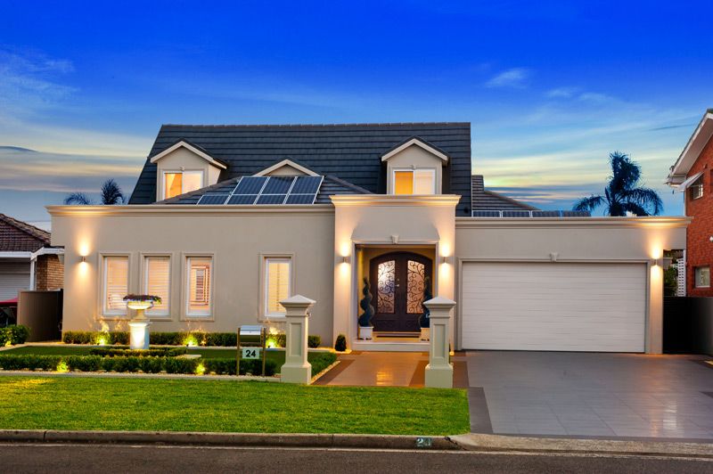 24 Castlereagh Crescent, SYLVANIA WATERS NSW 2224