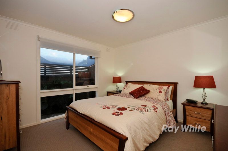 13 Renou Road, WANTIRNA SOUTH, VIC 3152