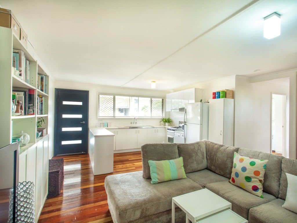 4/3 Honeysuckle Street, MANSFIELD, QLD 4122