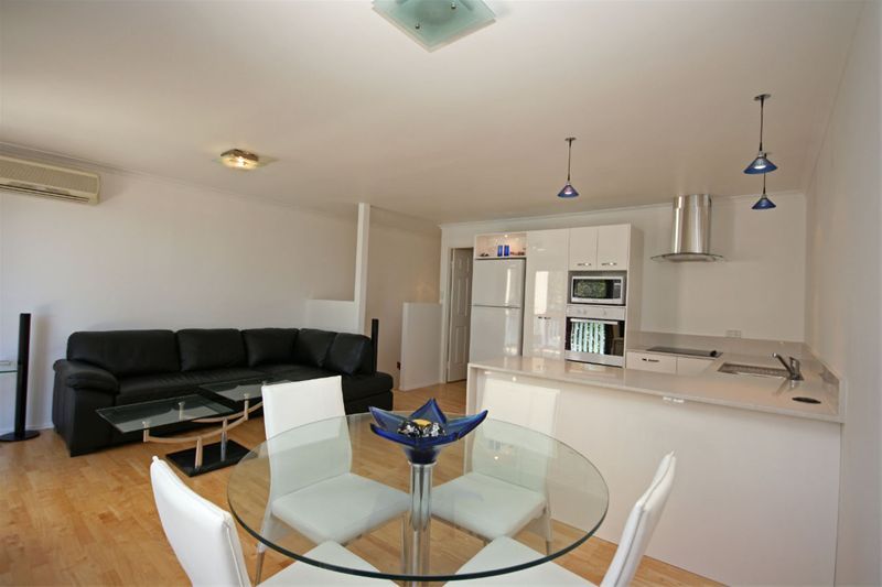 6/5 Barnes Drive, BUDERIM, QLD 4556