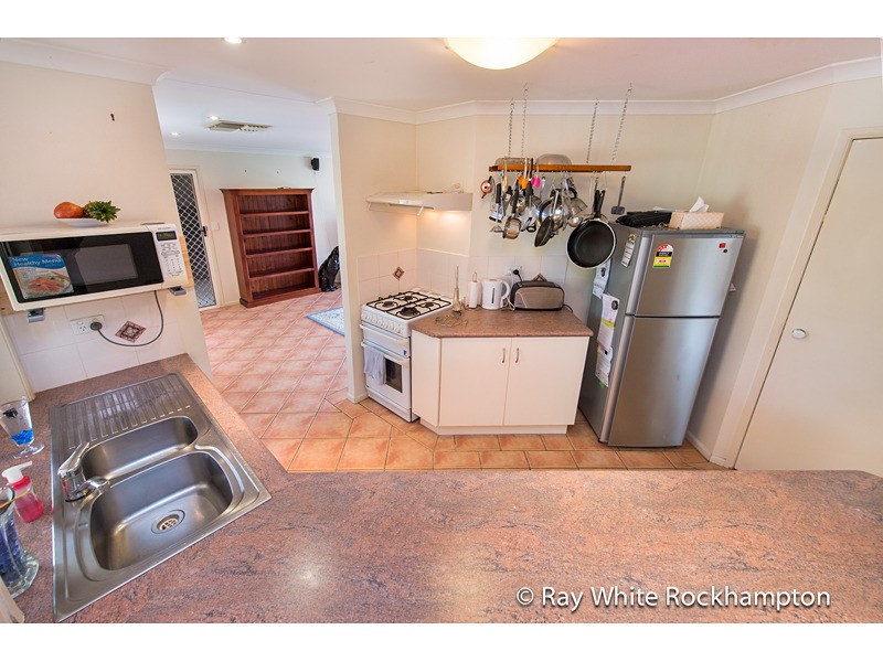28 Anna Street, NORMAN GARDENS, QLD 4701