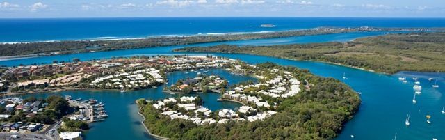5 Island Drive, TWEED HEADS NSW 2485