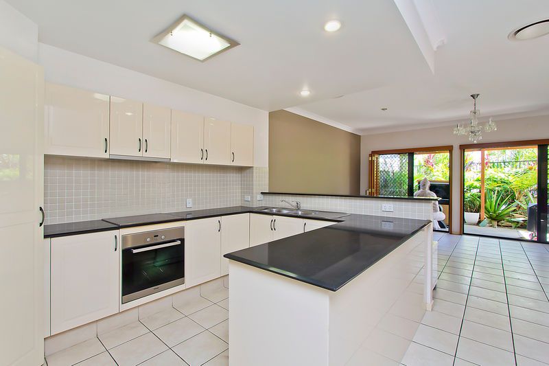 2/12 Winton Terrace, VARSITY LAKES, QLD 4227
