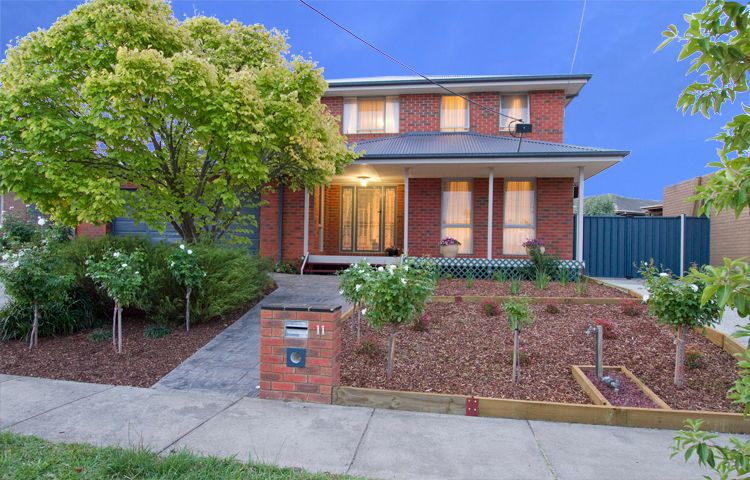 11 Julian Court, BUNDOORA, VIC 3083