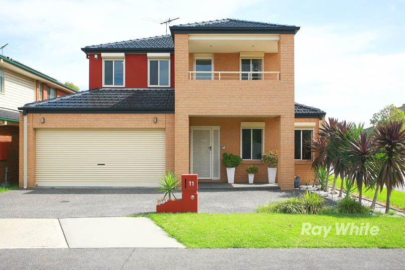11 Waterford Terrace, KEYSBOROUGH, VIC 3173