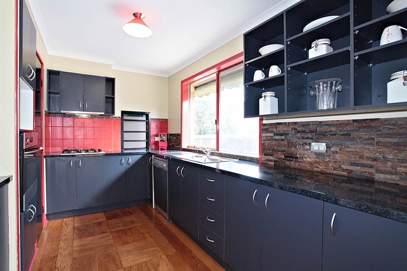 57 Stagecoach Crescent, SYDENHAM, VIC 3037