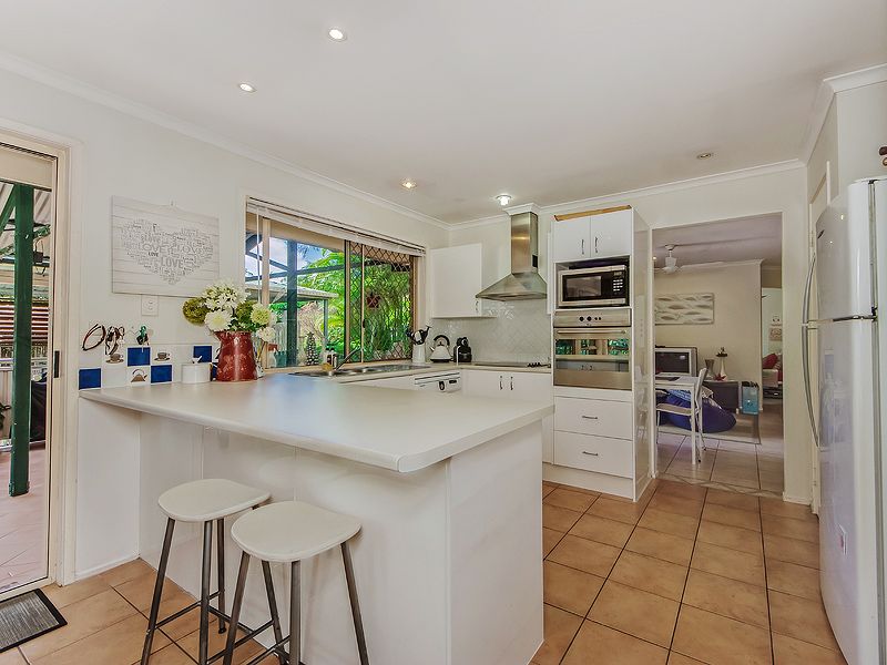 30 Tobermory Court, MERRIMAC, QLD 4226