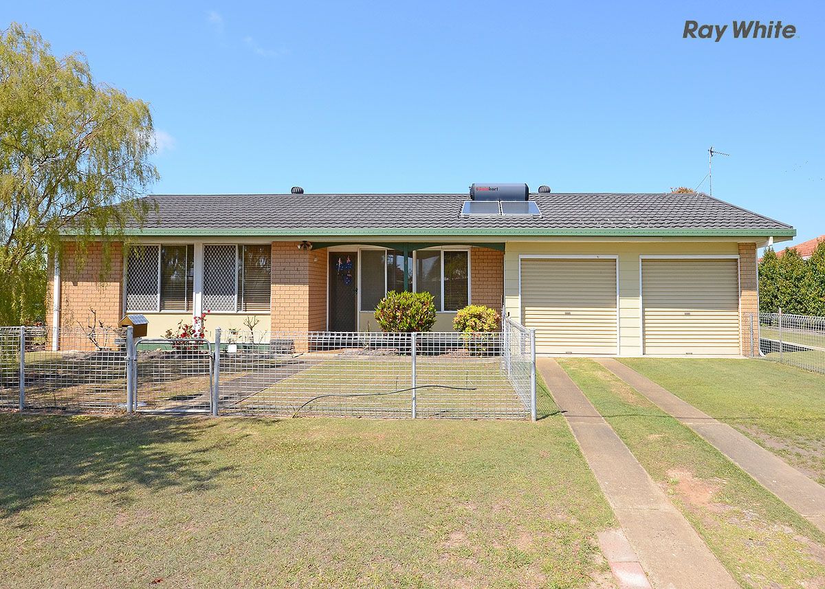 4 Turrum Street, SCARNESS, QLD 4655