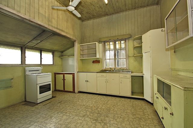 21 Salisbury Road, IPSWICH, QLD 4305