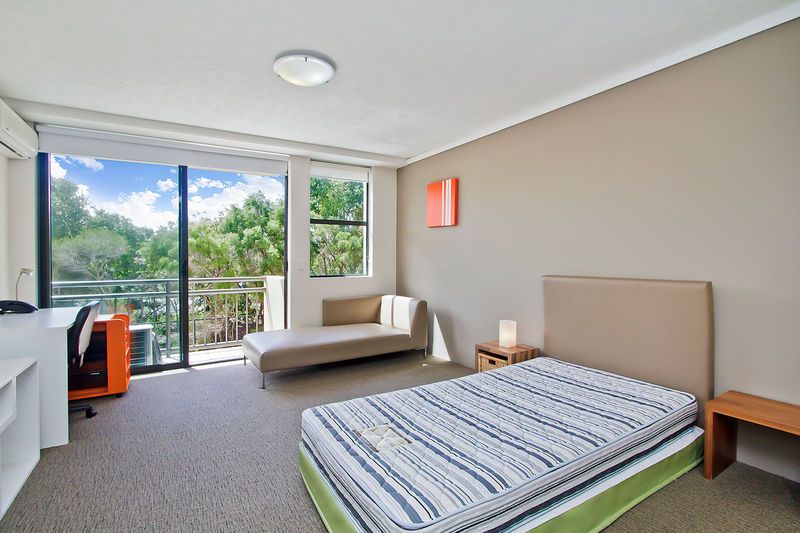 206-208 / 25 Lake Orr Drive, ROBINA, QLD 4226