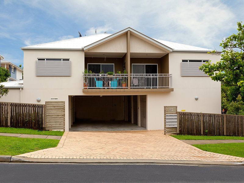 42 Pembroke Street, CARINA QLD 4152