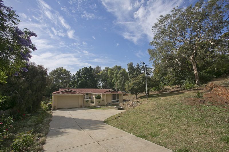 5 Jones Street, KALAMUNDA, WA 6076