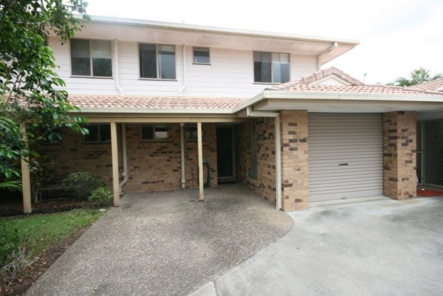 4/5 Pontoon Place, VARSITY LAKES, QLD 4227