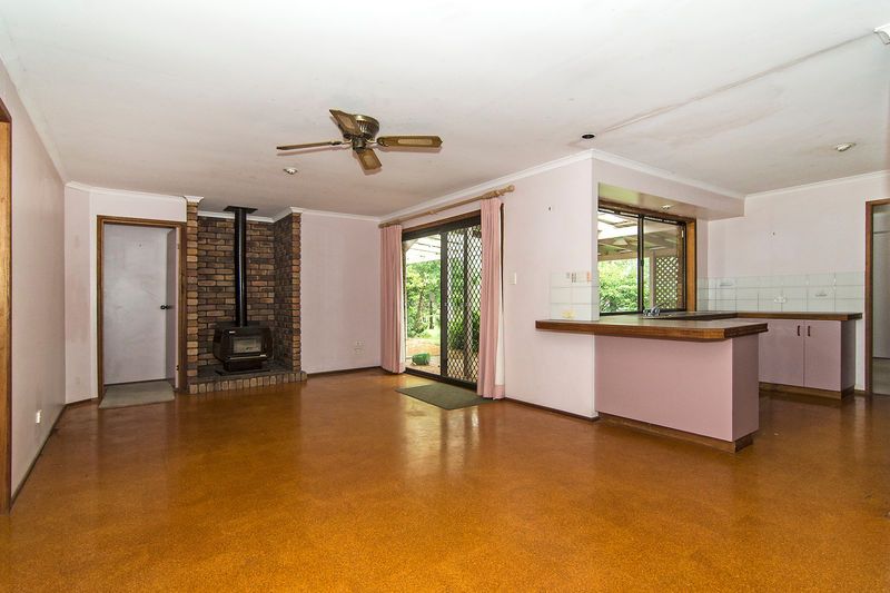 10 Abif Street, COTSWOLD HILLS, QLD 4350