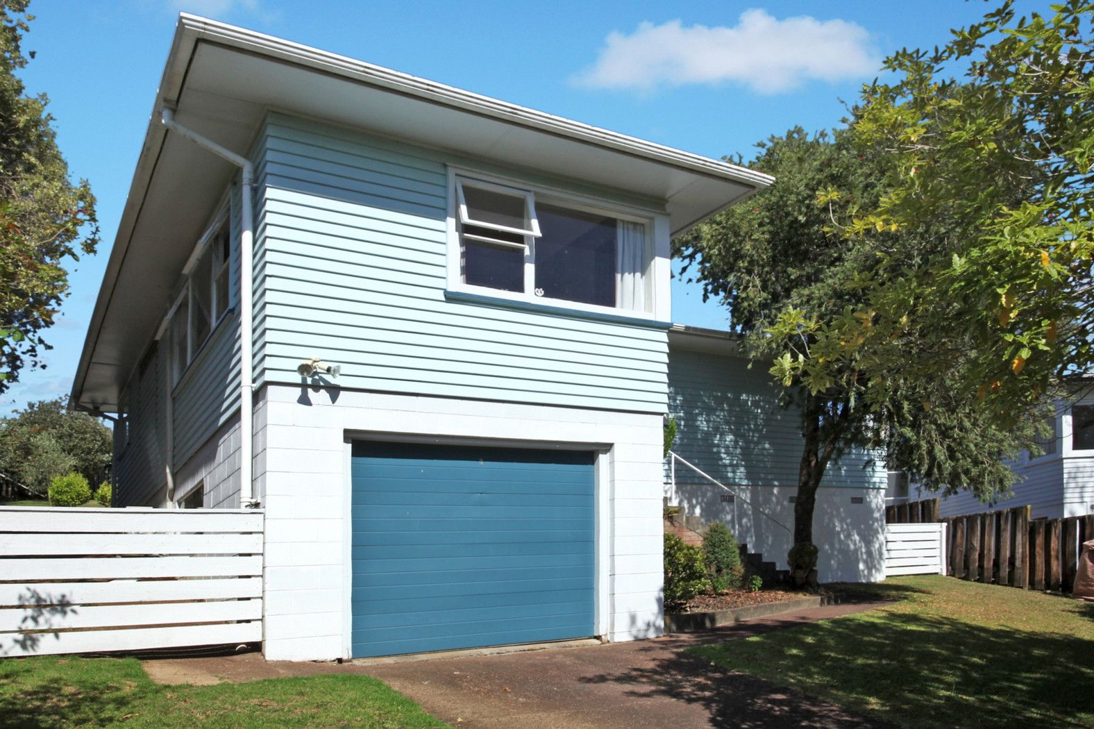 9 Vandeleur Avenue, BIRKDALE, North Shore City