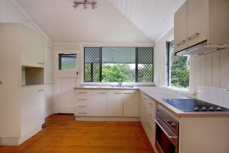 2/80 Stuartholme Road, BARDON, QLD 4065