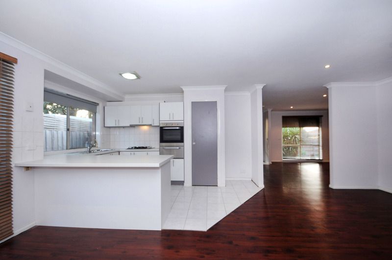 17 Oberon Drive, CARRUM DOWNS, VIC 3201