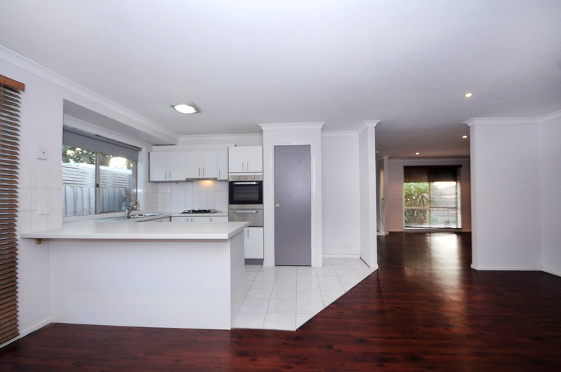 17 Oberon Drive, CARRUM DOWNS, VIC 3201