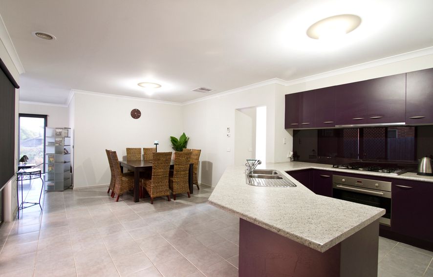 10 Sophie Place, GREENSBOROUGH, VIC 3088