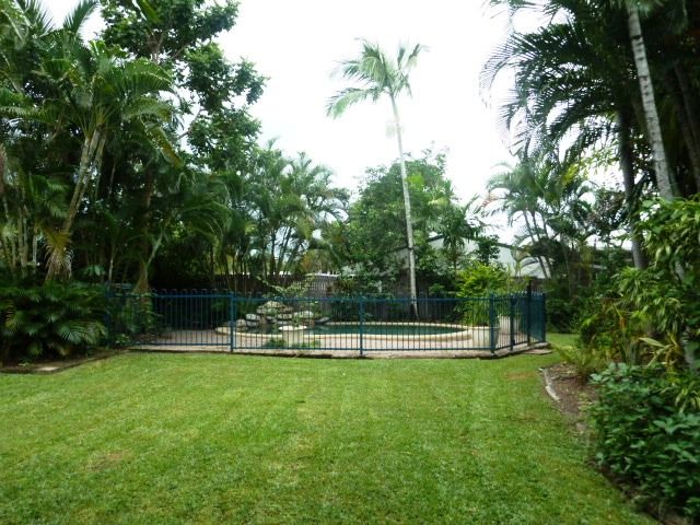 6 Conch Street, TRINITY BEACH, QLD 4879