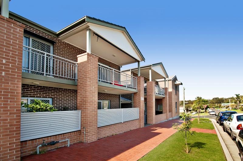 1/15 Stuart Street, HELENSBURGH, NSW 2508