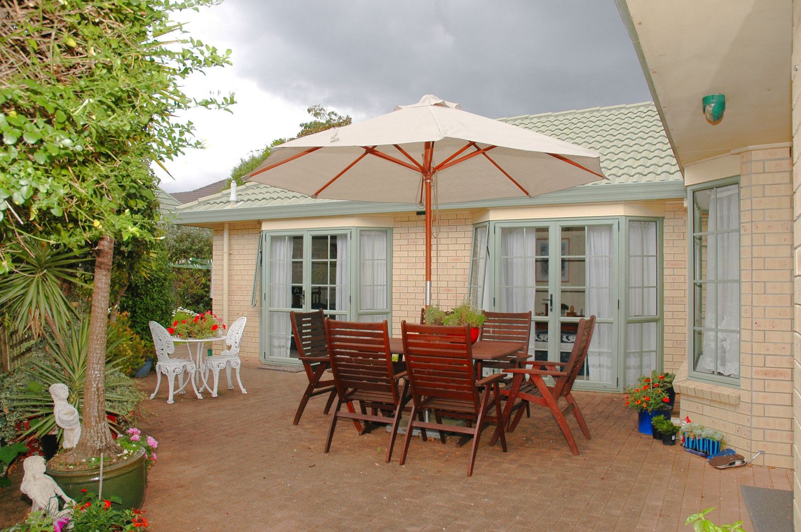 8 Bard Place, GOLFLANDS, Manukau City