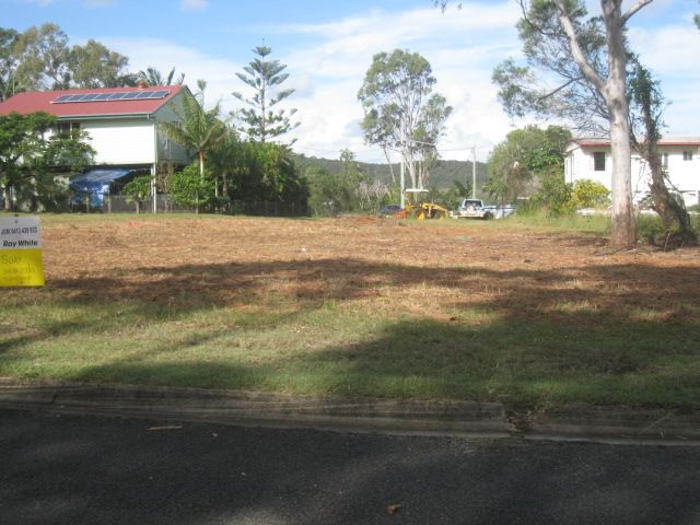 17 Jasper Street, RUSSELL ISLAND QLD 4184