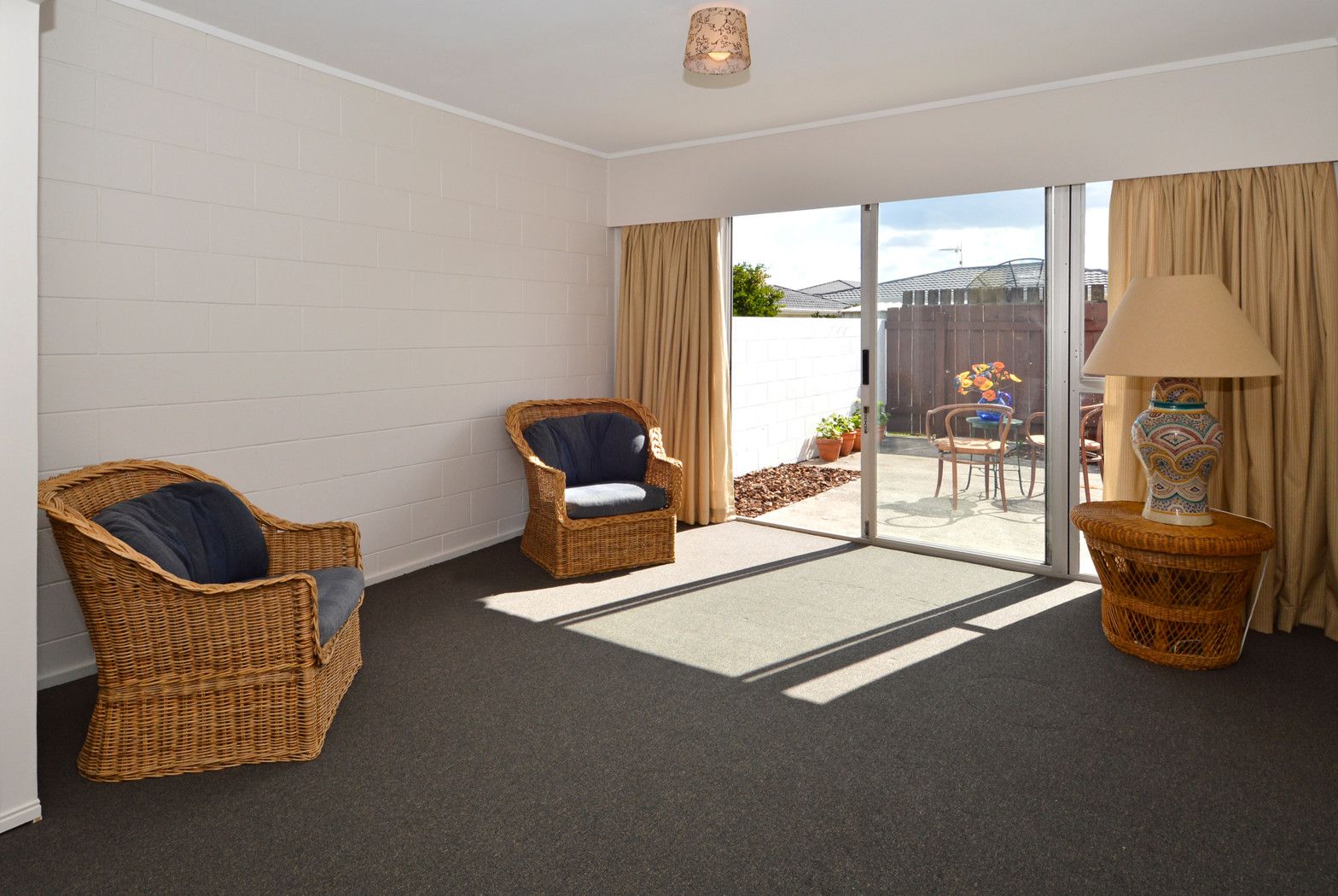 8/45 Kenderdine Road, PAPATOETOE, Manukau City
