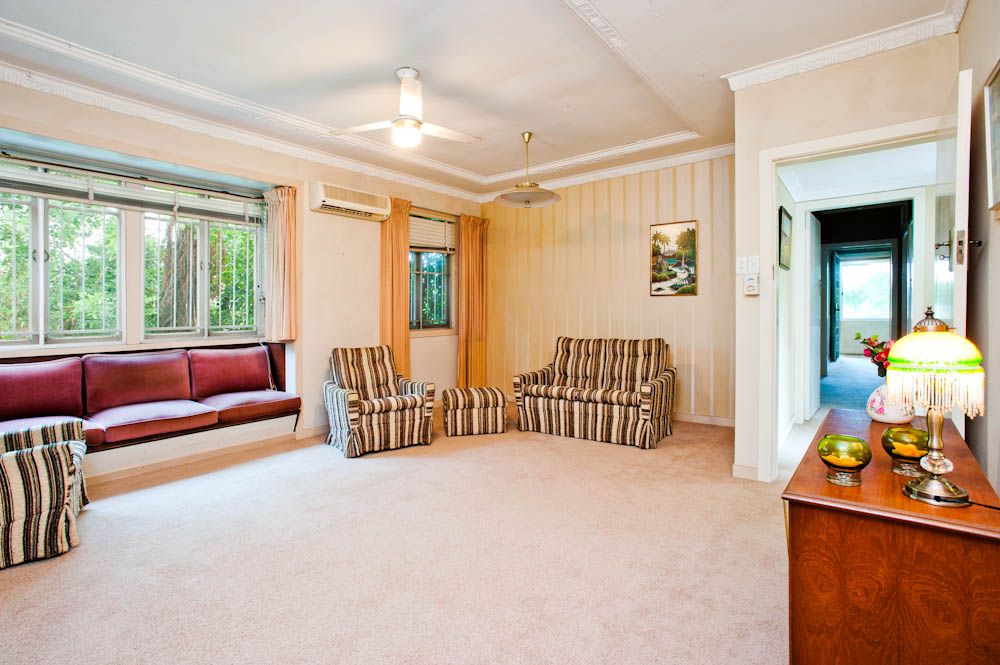 48 Emma Street, HOLLAND PARK WEST, QLD 4121