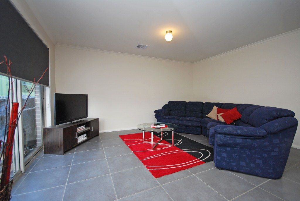 3/306A Humffray Street North, BROWN HILL, VIC 3350