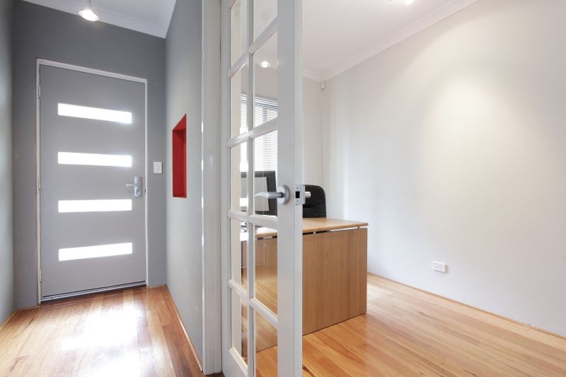 138 Roberts Road, RIVERVALE, WA 6103