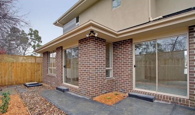 4/3 Pine Crescent, BORONIA, VIC 3155