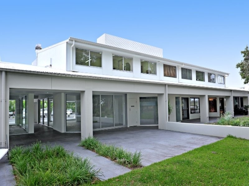 2 Quamby Place, NOOSA HEADS, QLD 4567