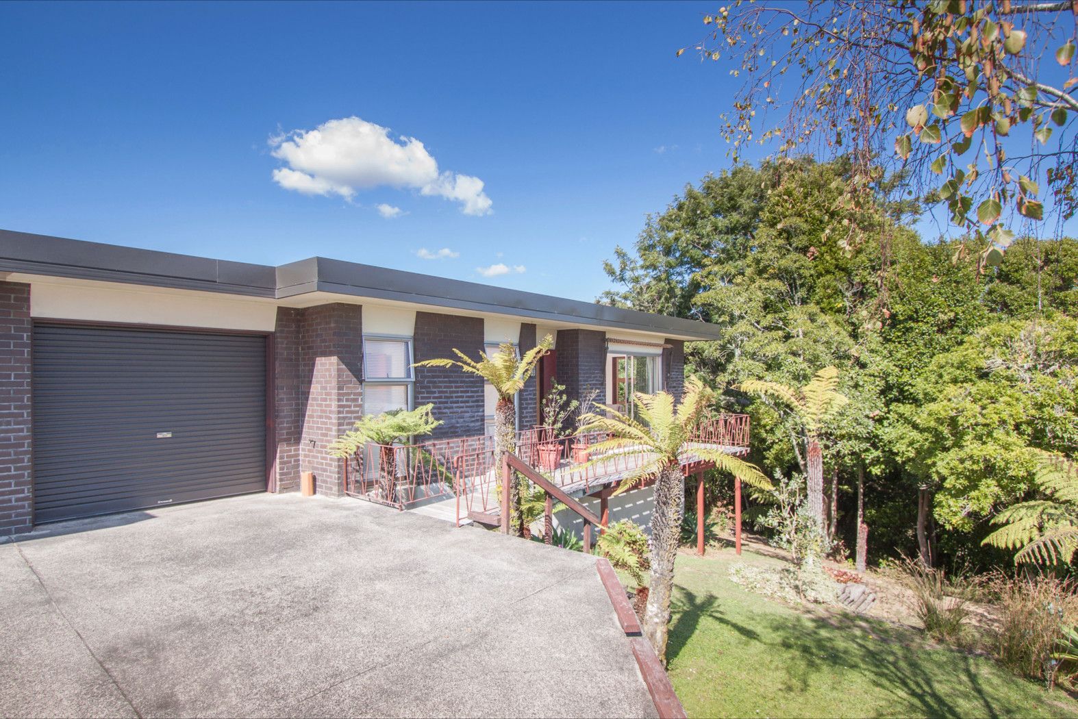 18b Oliver Twist Avenue, MELLONS BAY, Manukau City