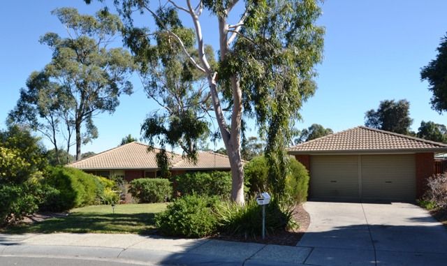 10 Coughlin Court, SEYMOUR VIC 3660