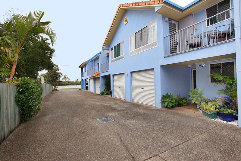 217 Bradman Avenue, MAROOCHYDORE QLD 4558