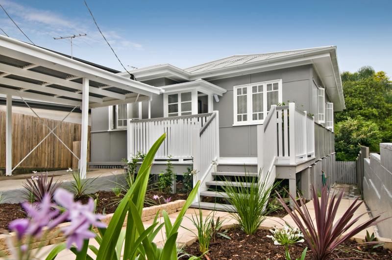 23 Brinawa Street, CAMP HILL QLD 4152