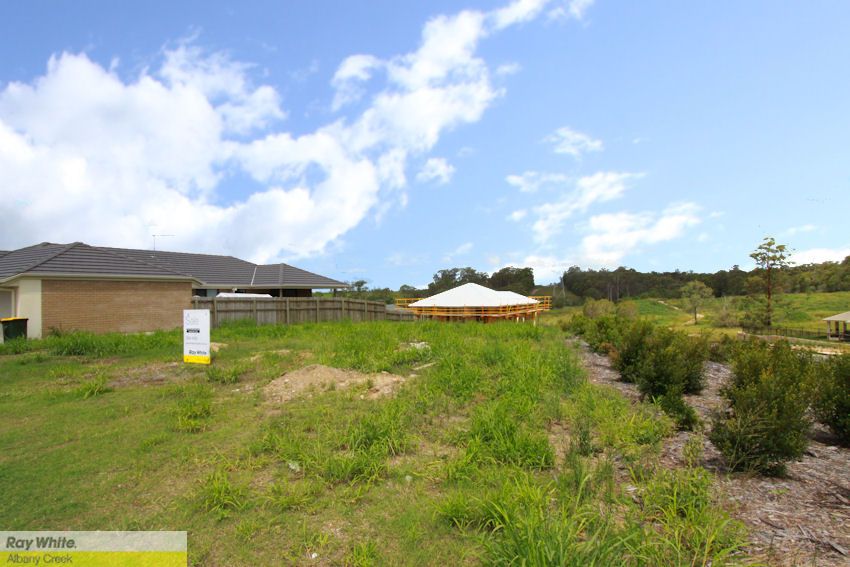 48 Moor Circuit, WARNER QLD 4500