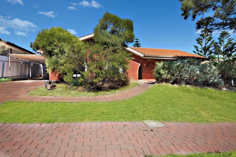 18 Broadbeach Drive, MASLIN BEACH SA 5170